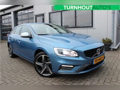 Volvo V60 - 2.4 D6 Twin Engine R-Design Schuifdak | Camera | Leder