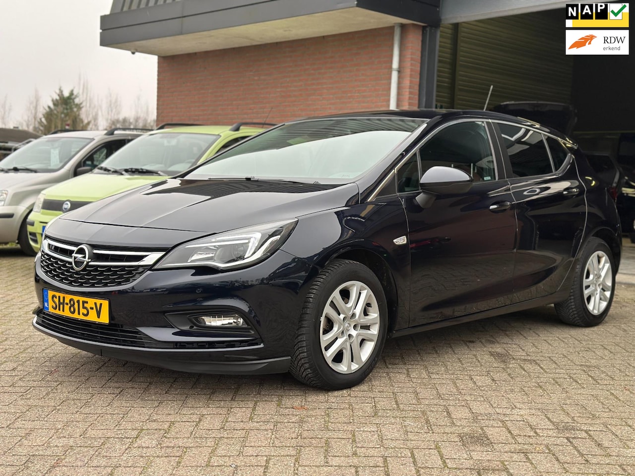 Opel Astra - 1.0 Online Edition AUTOMAAT, PDC, APK!! - AutoWereld.nl