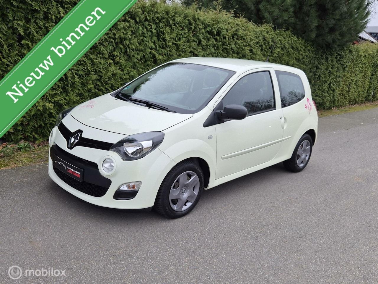 Renault Twingo - 1.2 Airco 64000km!Cruise-control 1e Eigenaar - AutoWereld.nl