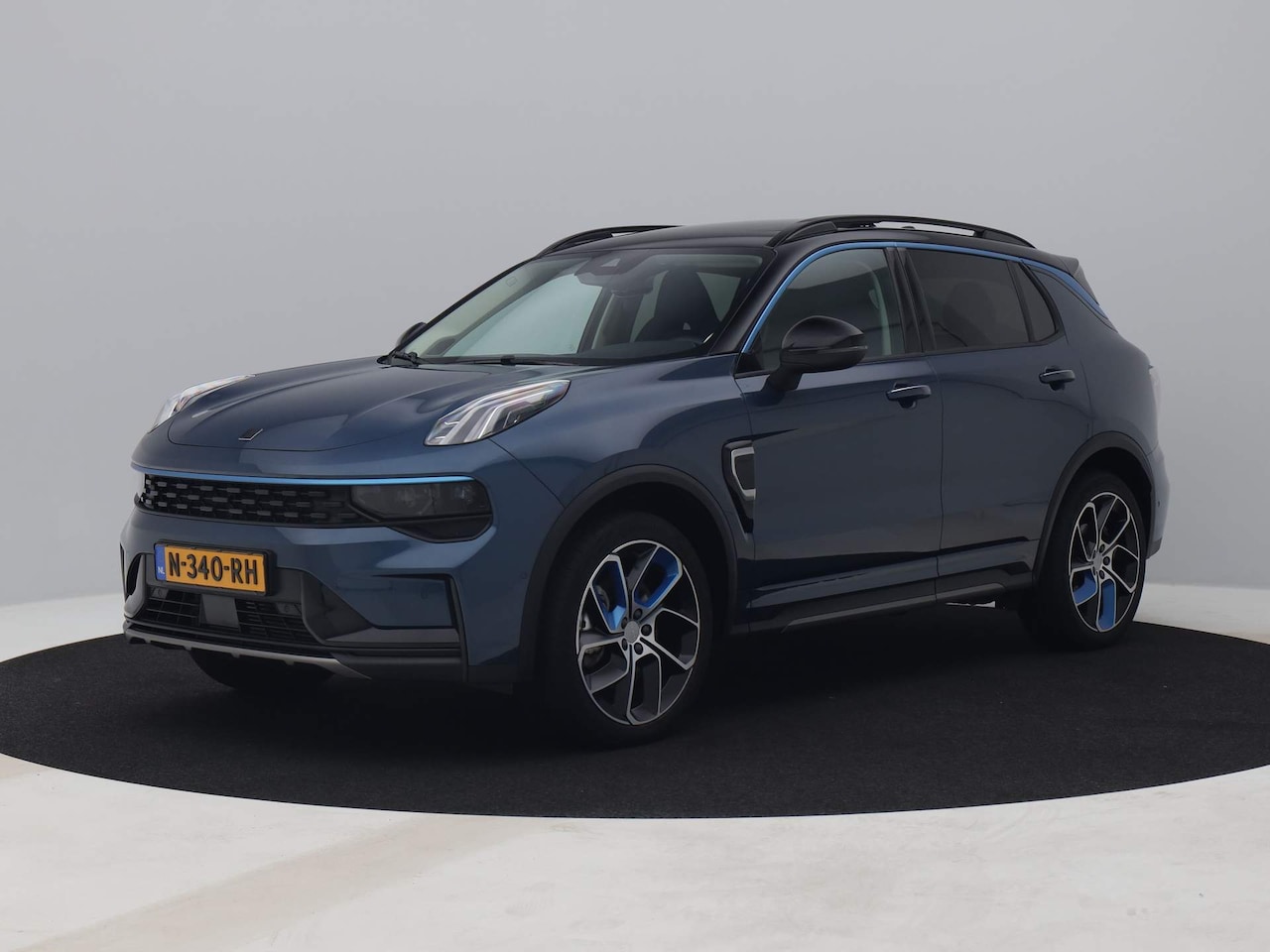 Lynk & Co 01 - 1.5 Plug-in Hybrid | NLD AUTO - AutoWereld.nl