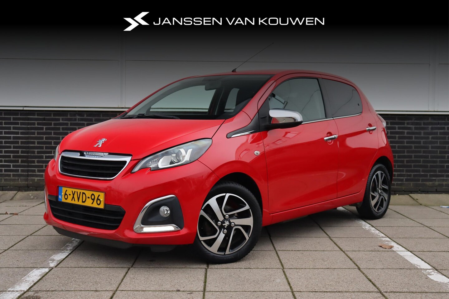 Peugeot 108 - 1.0 e-VTi Première * Climate Control * Keyless * - AutoWereld.nl