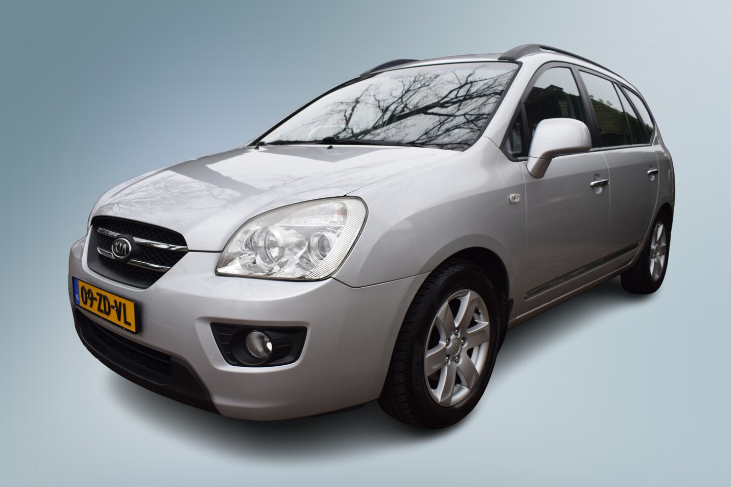 Kia Carens - 2.0 CVVT X-ecutive PDC - AutoWereld.nl