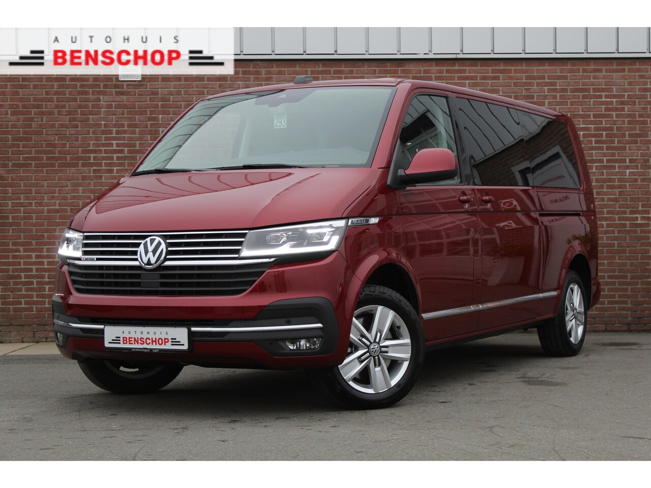 Volkswagen Transporter Caravelle - 2.0 TDI 204PK DSG 4Motion Highline DC L2 |LEER|ELEKTRISCHE-DEUREN|LED|WEBASTO| - AutoWereld.nl