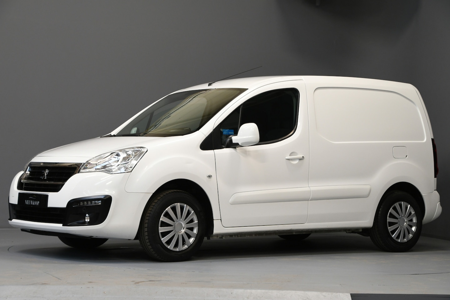 Peugeot Partner - 120 1.6 VTi 98 L1 Pro AIRCO | BTW/BPM VRIJ | CRUISE - AutoWereld.nl