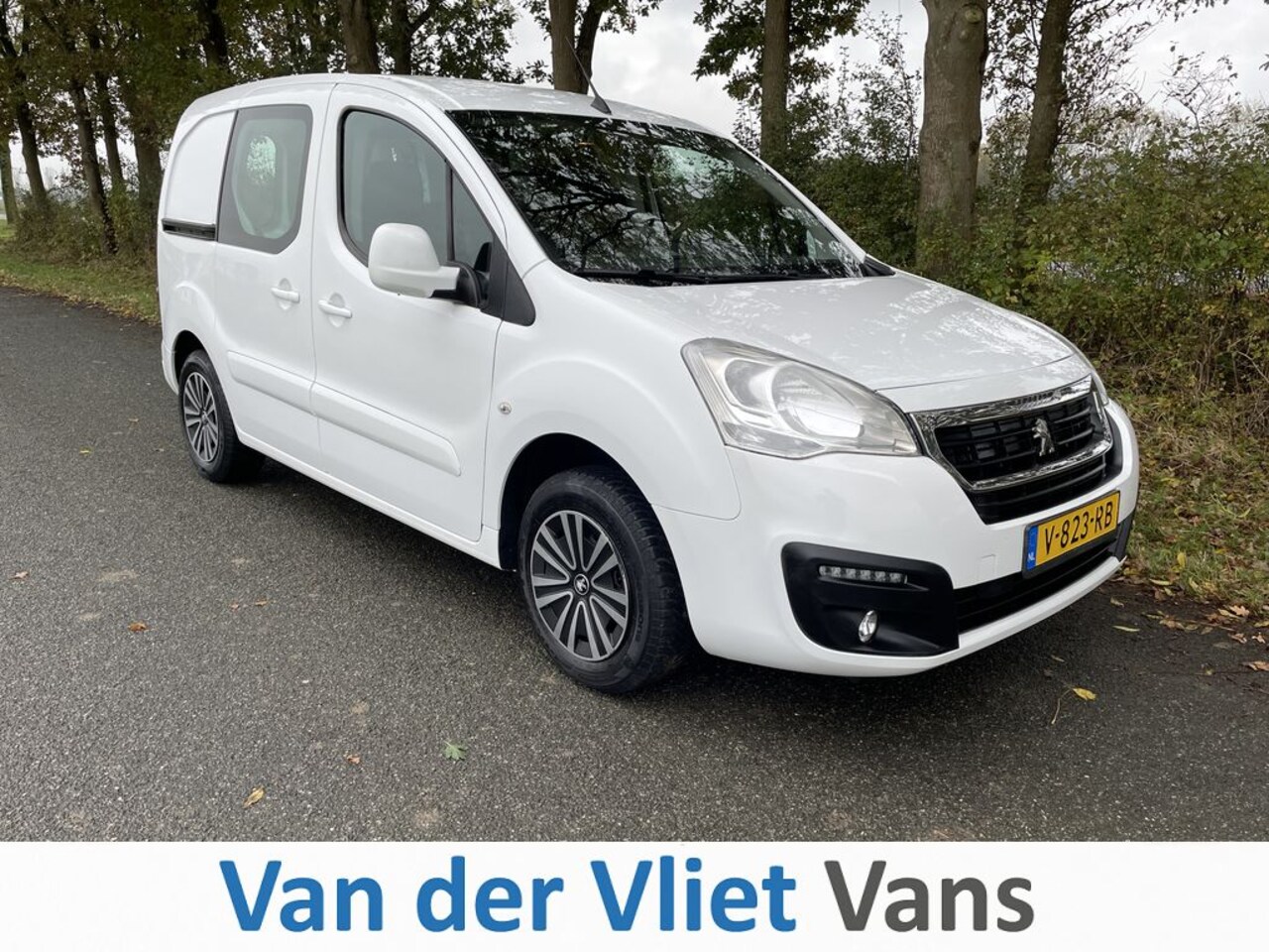 Peugeot Partner - 1.6 BlueHDi E6 Premium Pack 3-Zits Lease €143p/m, Airco, PDC, Navi, Led, Onderhoudshistori - AutoWereld.nl