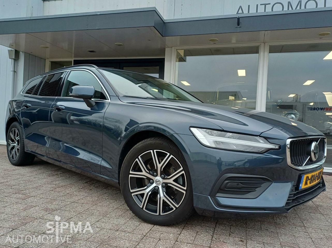 Volvo V60 - 2.0 B3 163pk Core/Camera/Led/ - AutoWereld.nl