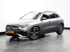 Mercedes-Benz GLA-Klasse - 180 AMG Line | Camera| Stoelverwarming| Achterklep Electrisch |