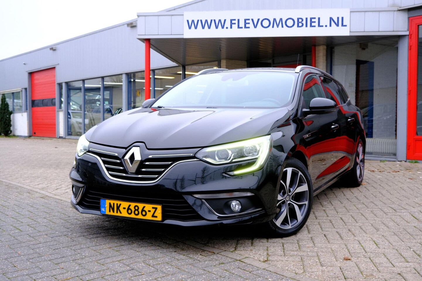 Renault Mégane Estate - 1.2 TCe Bose Navi|1e Eig|Clima|LMV - AutoWereld.nl