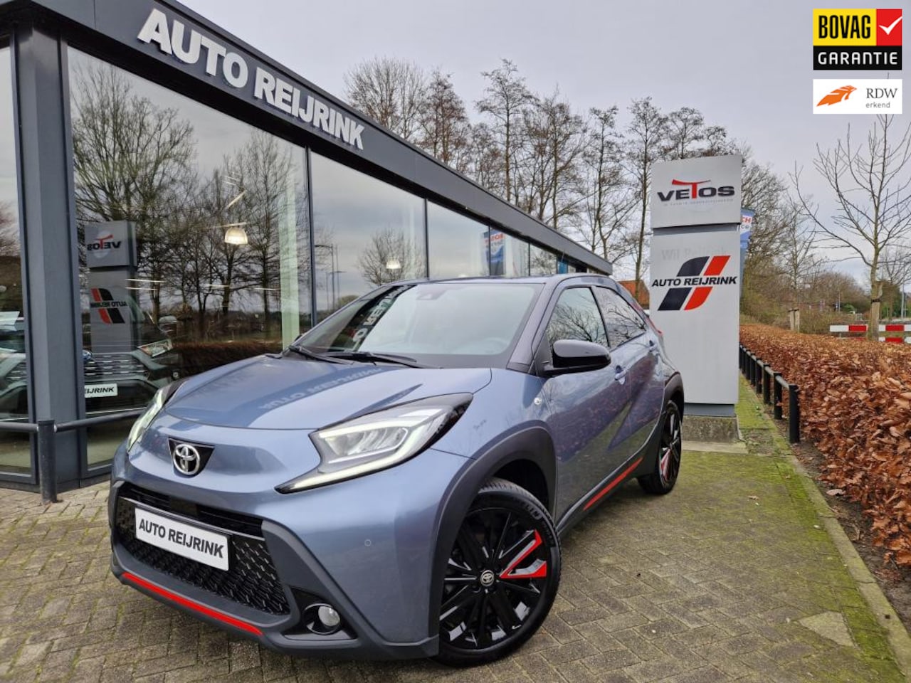 Toyota Aygo X - 1.0 VVT-i MT Premium/UNDERCOVER JUN TAKAHASHI - AutoWereld.nl