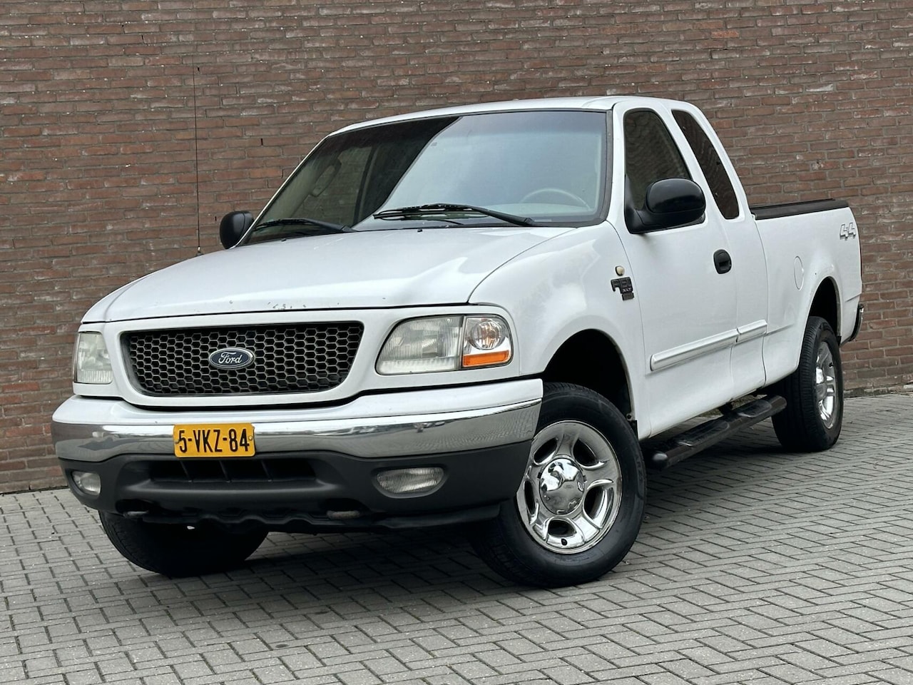 Ford F150 - USA F-150 4.6 Triton V8 Herritage LPG/G3 - Leder - 4x4 - Cruise - AutoWereld.nl