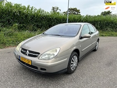 Citroën C5 - 2.0-16V Différence 2 Benzine Airco 5 Deurs