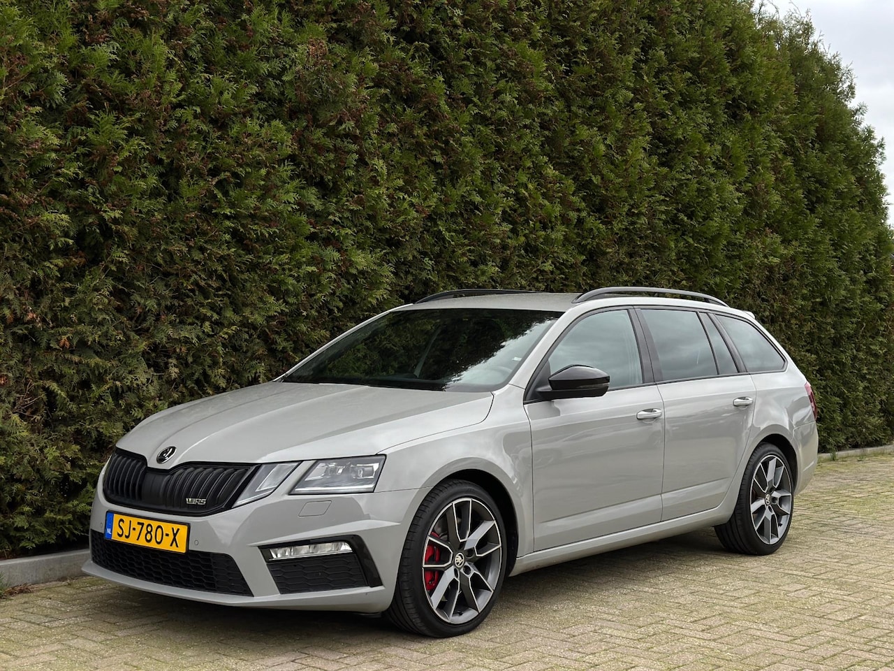 Skoda Octavia Combi - 2.0 TSI RS 230 CarPlay Nardo Grey BTW - AutoWereld.nl