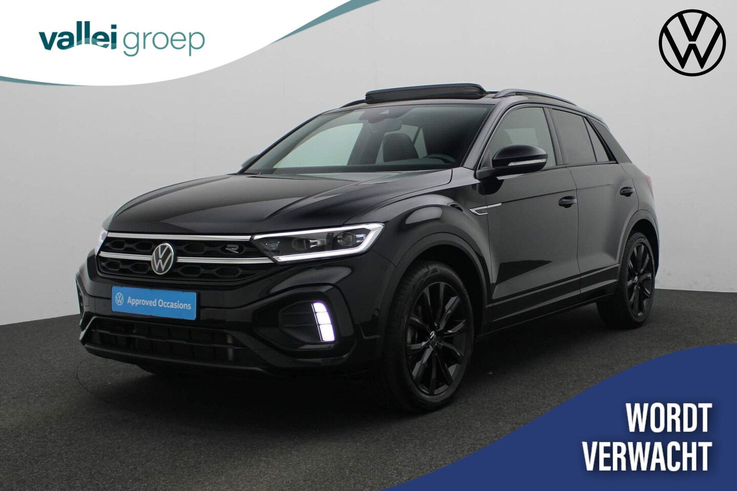 Volkswagen T-Roc - 1.5 TSI 150PK DSG R-Line | Pano | Camera | Stoelverwarming | Navi | ACC | Keyless | Sporto - AutoWereld.nl