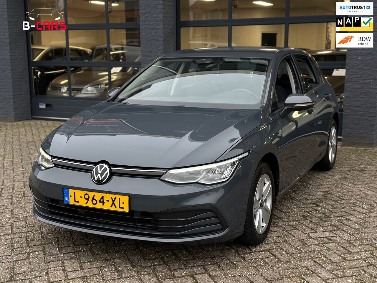 Volkswagen Golf - 1.0 eTSI Life NAVI|PDC|VIRTUAL|ADAPT|LINEASS|NAP - AutoWereld.nl