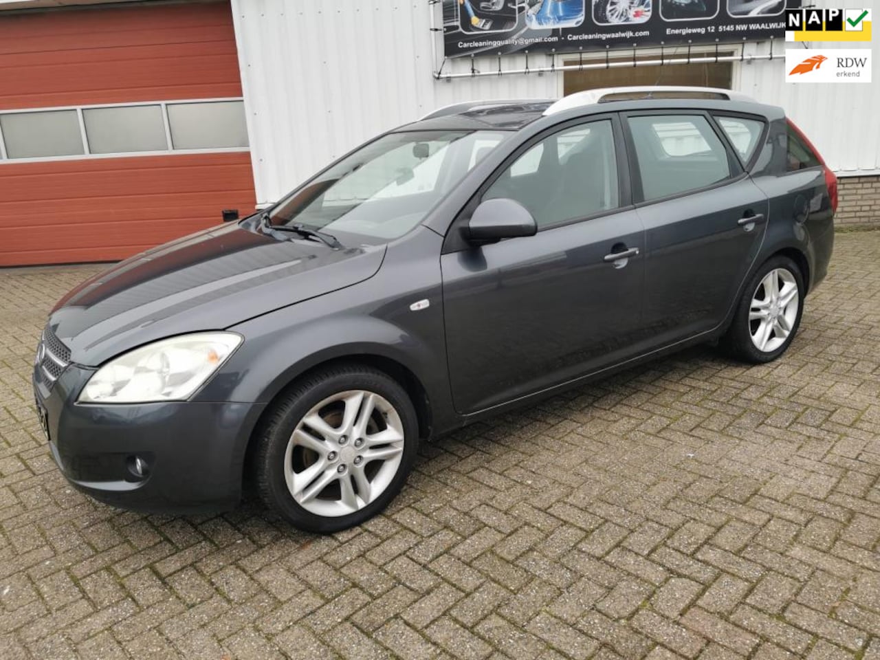 Kia Cee'd Sporty Wagon - 1.6 X-ecutive 1.6 X-ecutive - AutoWereld.nl