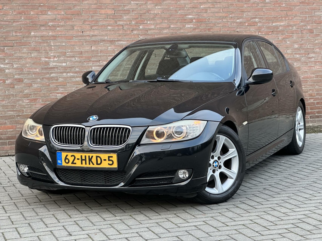 BMW 3-serie - 318i Executive LCI Facelift - Xenon - Sportstoelen - 3e Eigenaar - AutoWereld.nl