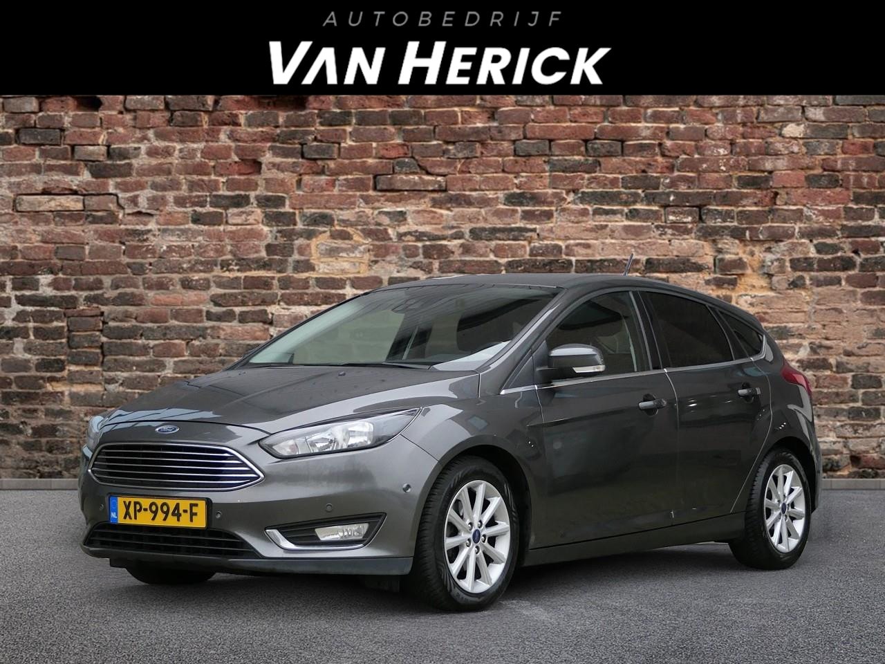 Ford Focus - 1.0 Ecoboost 125PK Titanium | Cruise | Stuur-Stoel verwarming | Navi - AutoWereld.nl