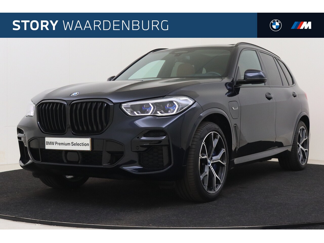 BMW X5 - xDrive45e High Executive M Sport Automaat / Panoramadak / Trekhaak / Laserlight / Massagef - AutoWereld.nl