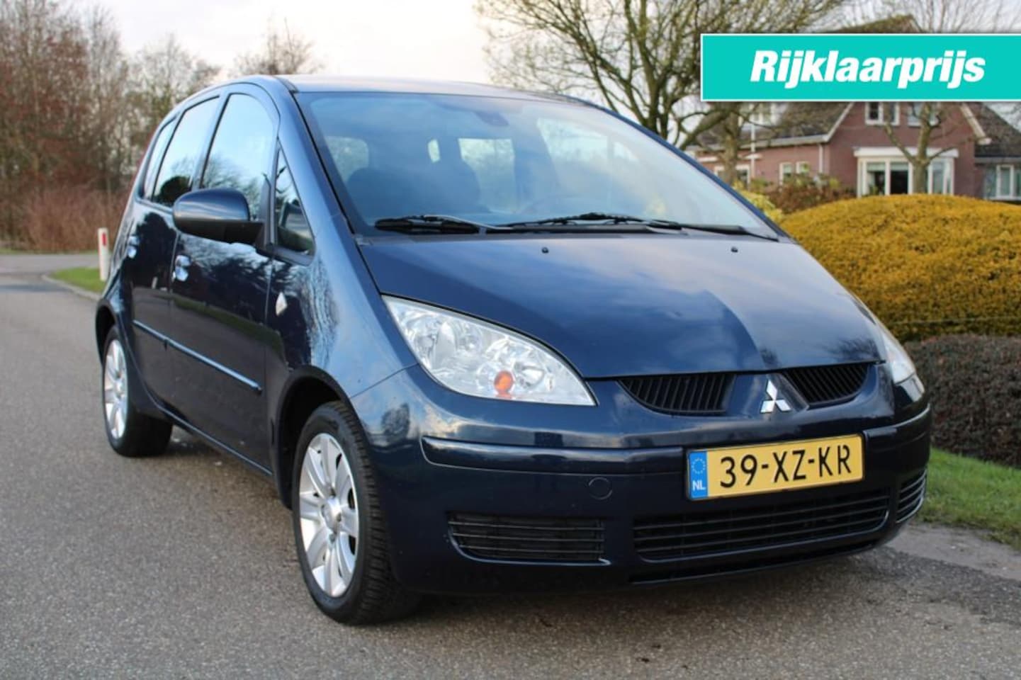 Mitsubishi Colt - 1.3 95pk Invite + automaat airco/cruise/PDC/lm velgen 5-deurs - AutoWereld.nl