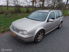 Volkswagen Golf Variant - 1.6-16V FSI # (Vieze auto)