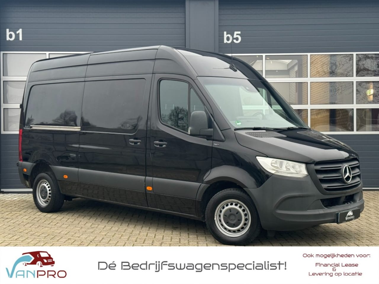 Mercedes-Benz Sprinter - 211 (214) 2.2 CDI 141 PK Automaat L2H2 / 7 MBUX Carplay navi / A - AutoWereld.nl