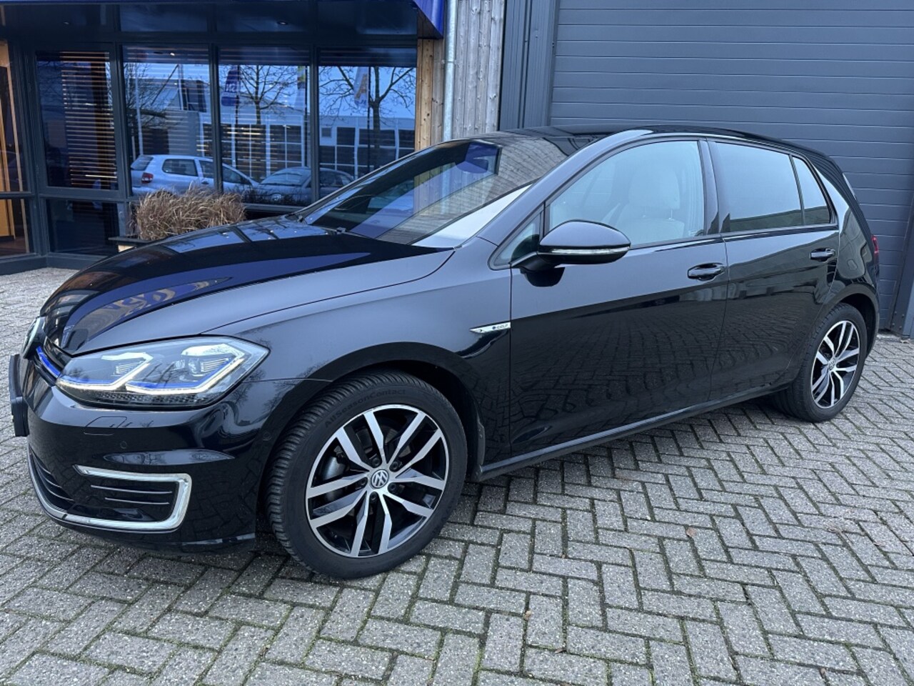 Volkswagen e-Golf - €11950 NA SUBSIDIE!! e-Golf - AutoWereld.nl