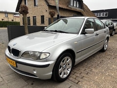 BMW 3-serie - 316I BLACK en SILVER