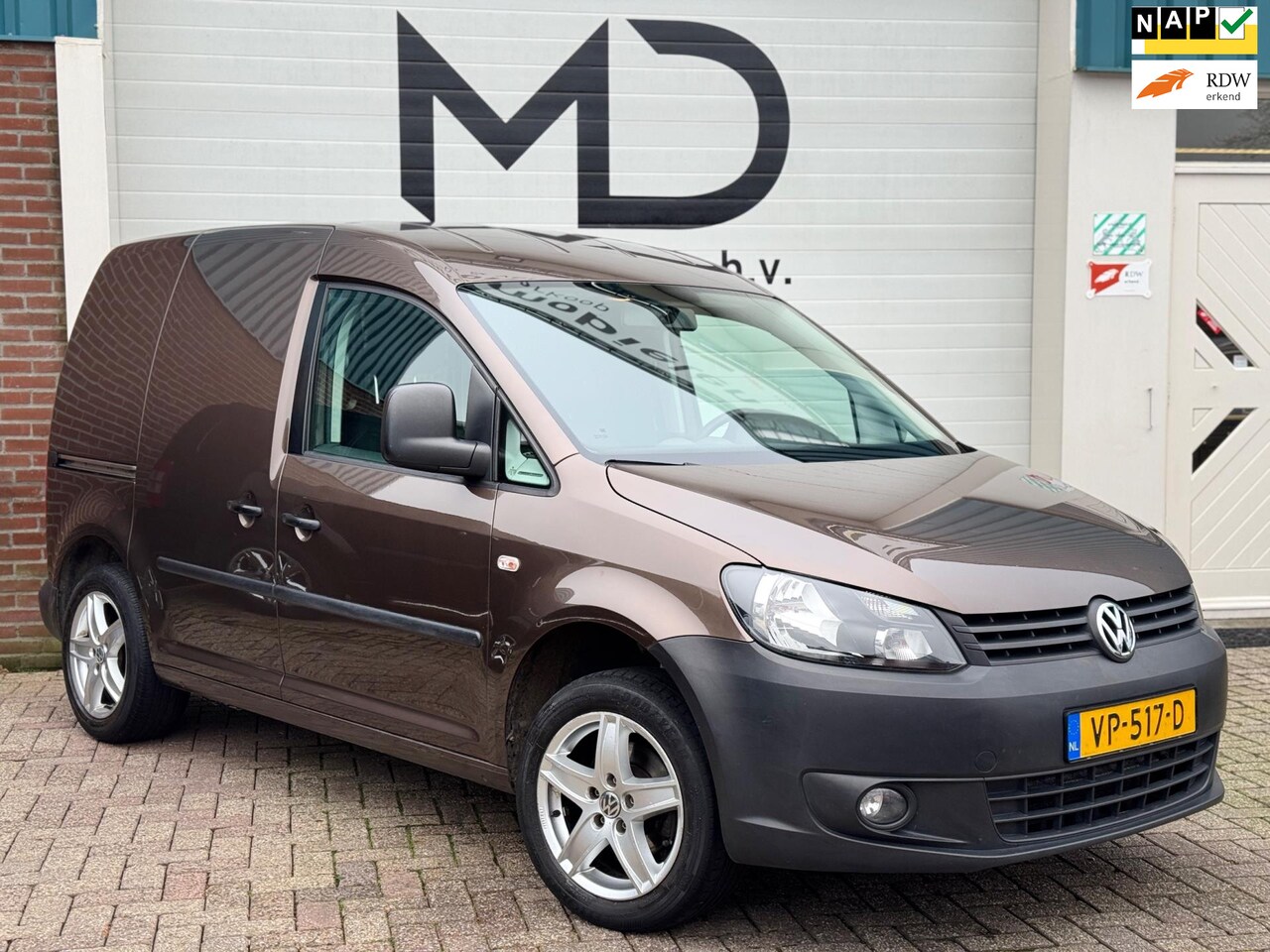 Volkswagen Caddy - 1.6 TDI Economy Baseline / Cruise /trekhaak - AutoWereld.nl