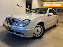 Mercedes-Benz E-klasse - 240 Classic AUT SEDAN SCH. DAK NAVI APK PRIMA AUTO