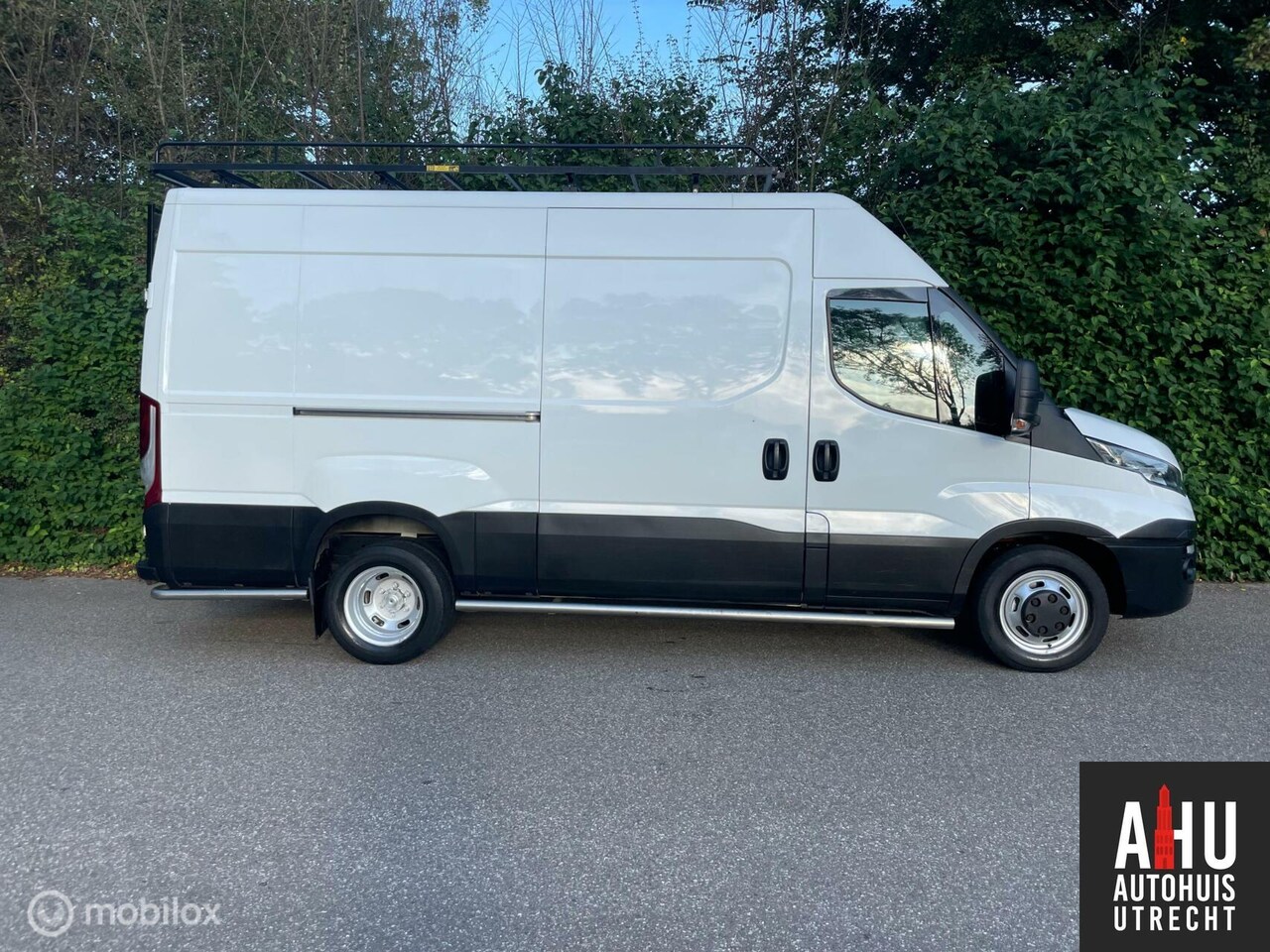 Iveco Daily - 35C15V 2.3 352 H3 L 35C15V 2.3 352 H3 L - AutoWereld.nl