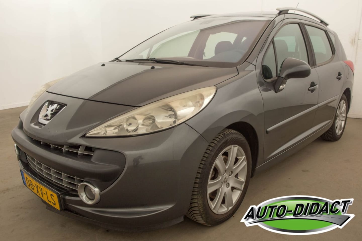 Peugeot 207 SW - 1.6 HDI Pano XS Premiere - AutoWereld.nl