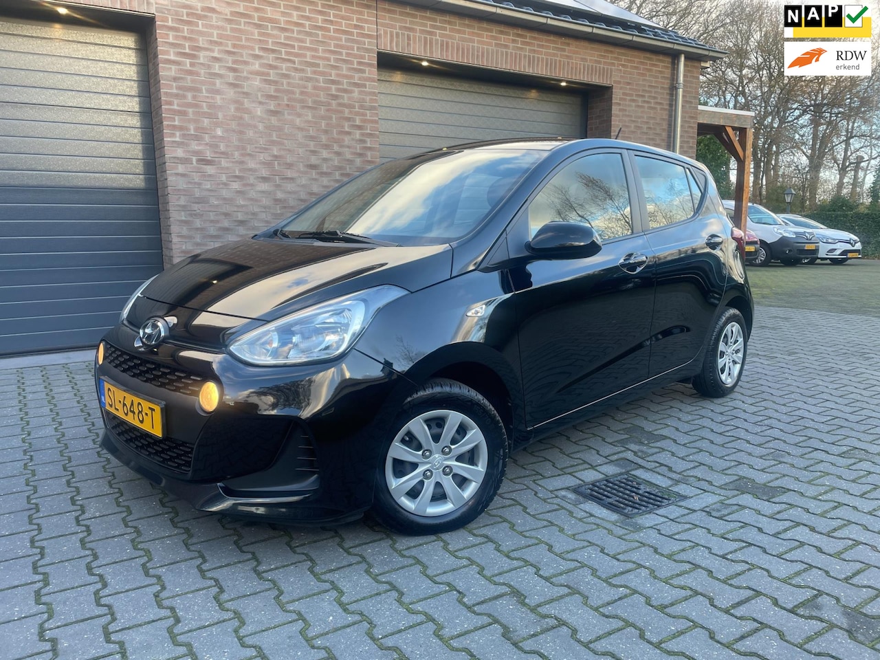 Hyundai i10 - 1.0i Comfort AIRCO NAVI 5 DEURS 2018 - AutoWereld.nl