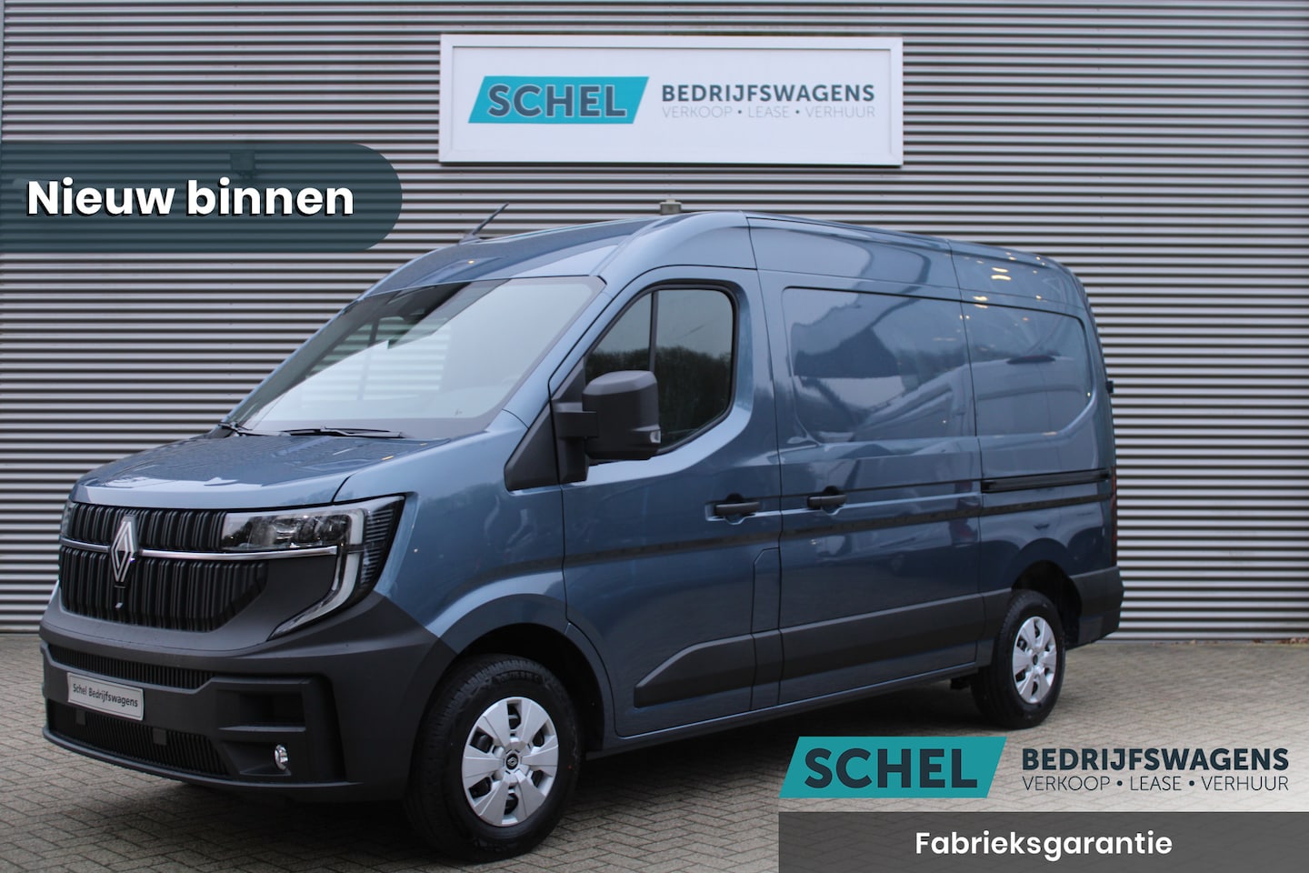 Renault Master - T35 2.0 dCi 170pk L2H2 Extra - 2x Schuifdeur - Navigatie - Blind Spot - Camera - Stoelverw - AutoWereld.nl