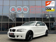 BMW 1-serie - 116i M-pakket 2.0L Sport CruiseCtr, Stoelverwarming, PDCa