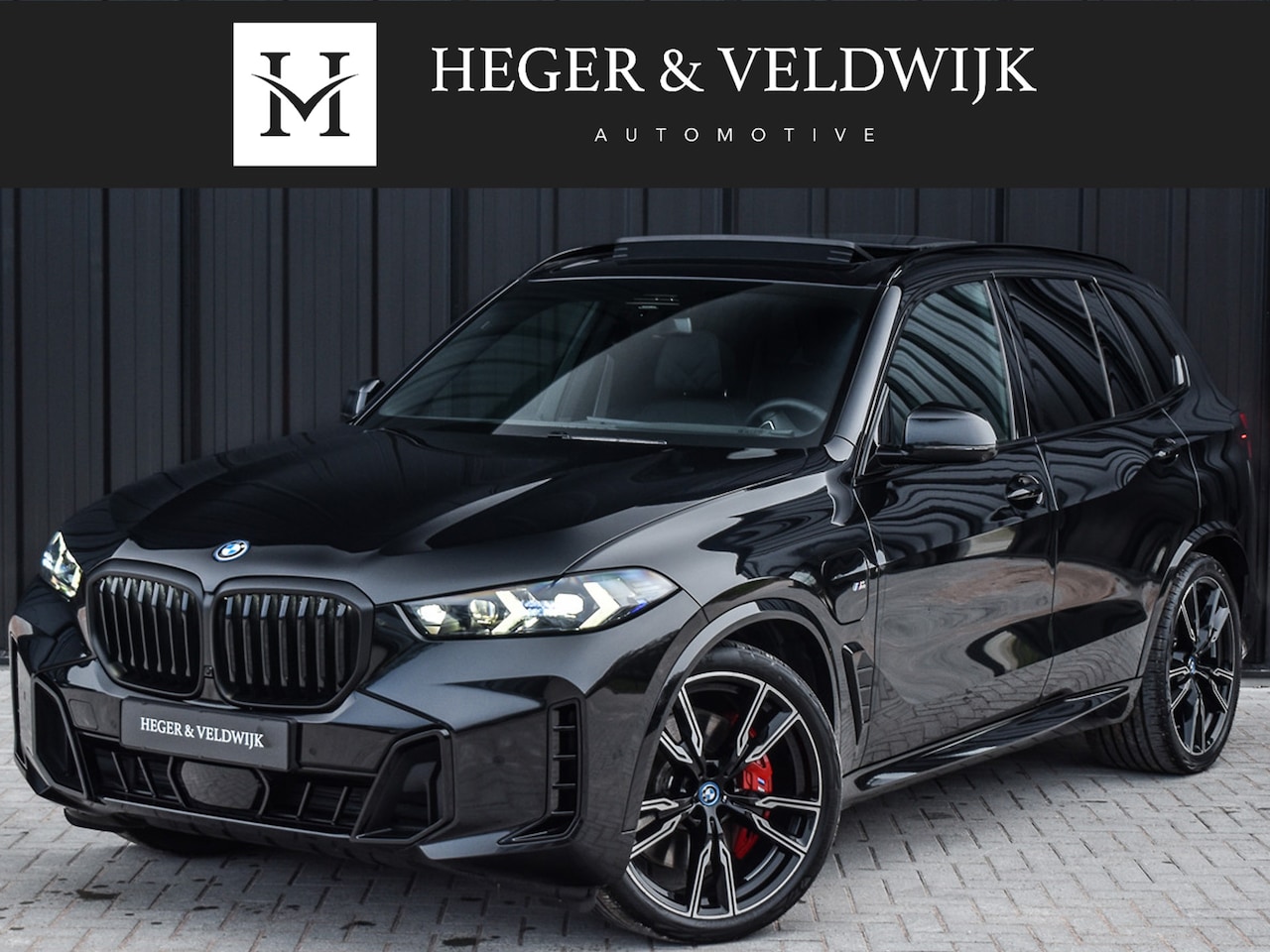 BMW X5 - xDrive50e M-SPORT PRO | COMFORT SEATS | LUCHTVERING | ACTIVE CRUISE | PANORAMADAK MET SKYL - AutoWereld.nl