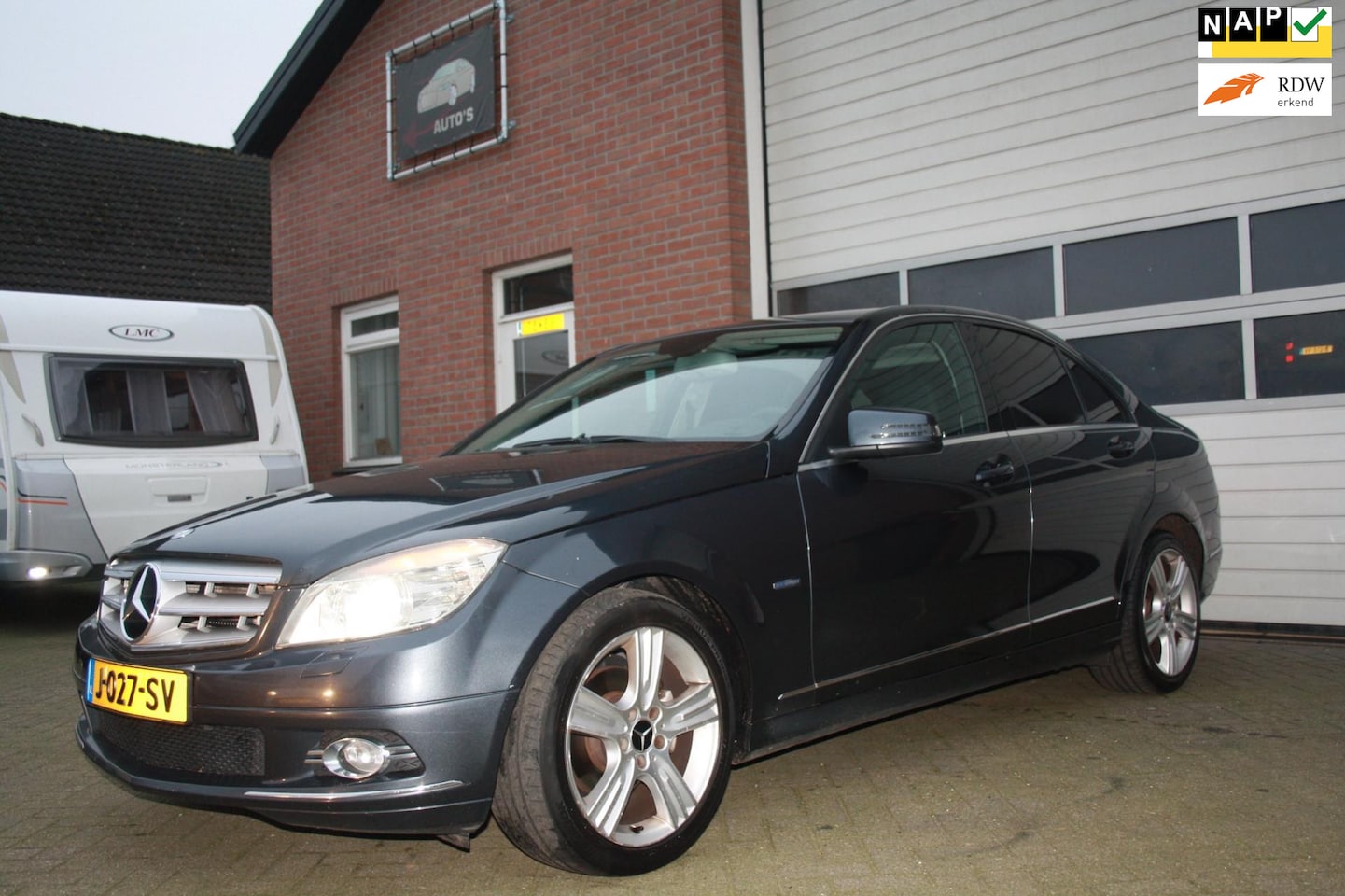 Mercedes-Benz C-klasse - 180 K BlueEFFICIENCY Avantgarde.automaat.leren bekleding.navigatie - AutoWereld.nl