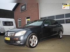 Mercedes-Benz C-klasse - 180 K BlueEFFICIENCY Avantgarde.automaat.leren bekleding.navigatie