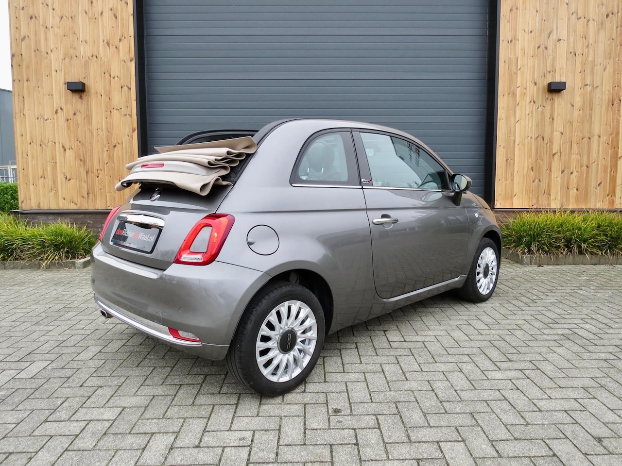 Fiat 500 C - 1.2 Star *Big navi *Cruise con *Leder *Carplay - AutoWereld.nl