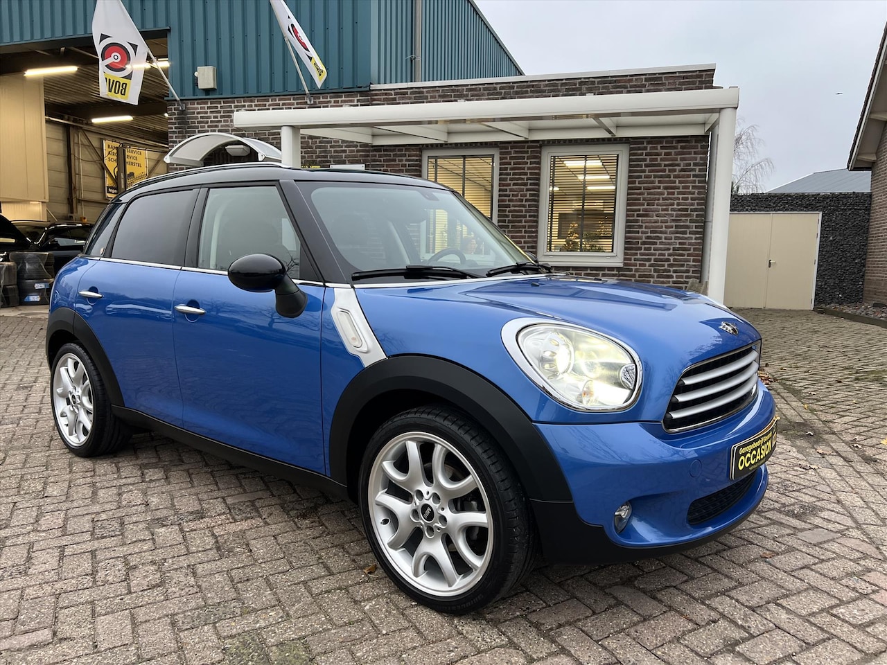 MINI Countryman - Countryman 1.6 122PK, Edition, NAP, Navi, BT, Xenon - AutoWereld.nl