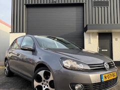 Volkswagen Golf - 1.2 TSI Trendline BlueMotion/ GTI velgen / NW APK