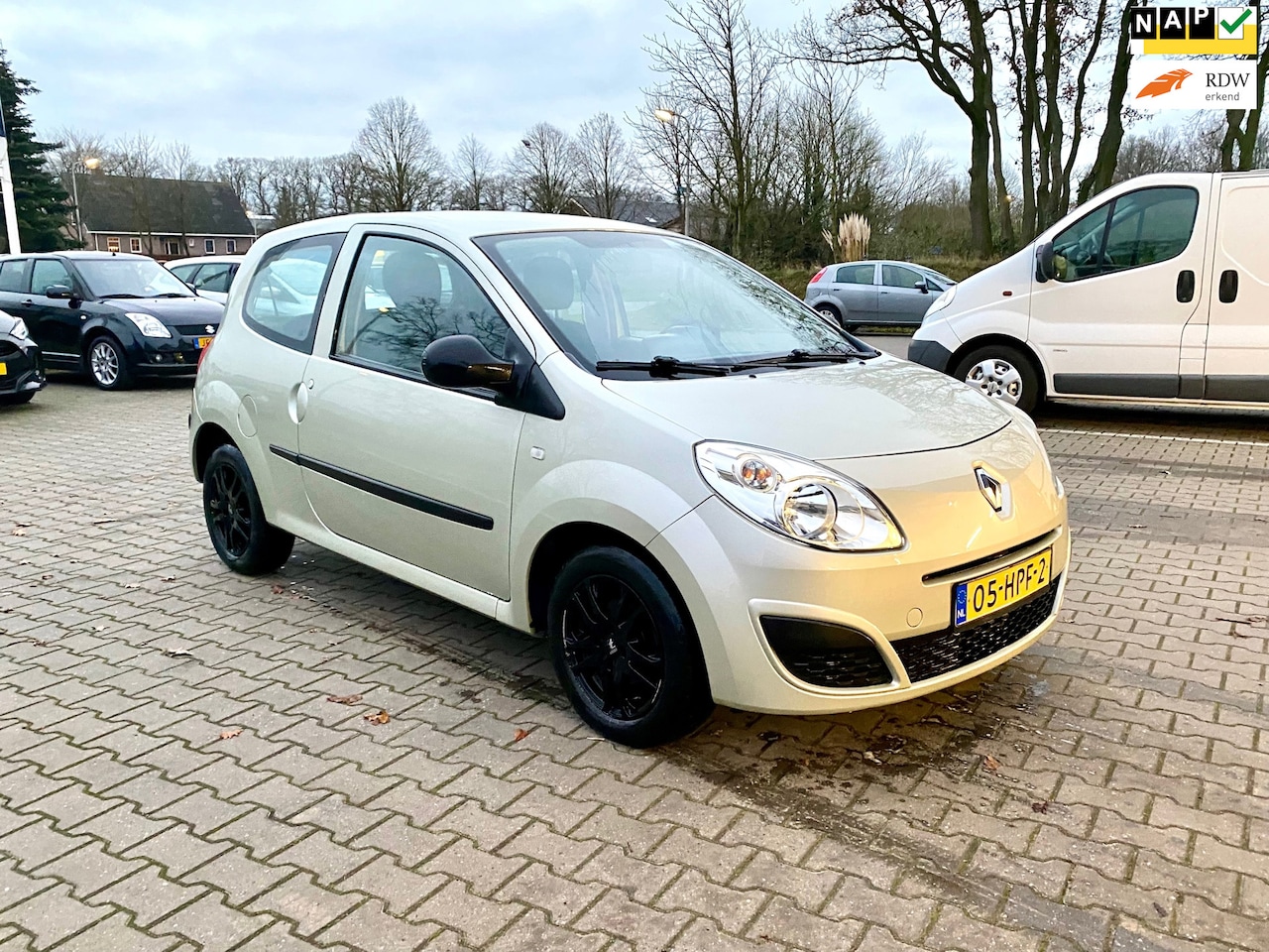 Renault Twingo - 1.2 Authentique Beige ( Airco ) NAP 2009 - AutoWereld.nl