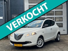 Lancia Y(psilon) - Ypsilon 0.9 TwinAir Platinum | Clima | Pano | Cruise | Automaat | N.A.P