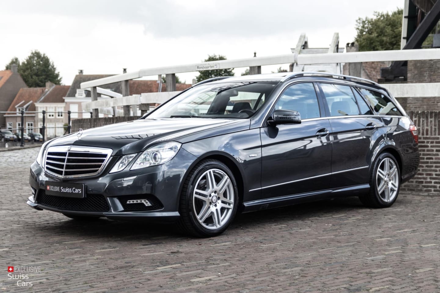 Mercedes-Benz E-klasse Estate - 350 CGI Youngtimer|Carplay|NightVision - AutoWereld.nl