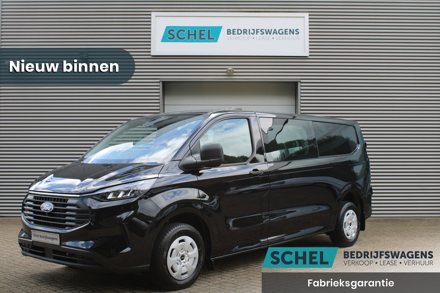 Ford Transit Custom - 320 2.0 TDCI L2H1 Trend DC 136pk - Carplay - Android - Camera - Trekhaak - LED koplampen - - AutoWereld.nl