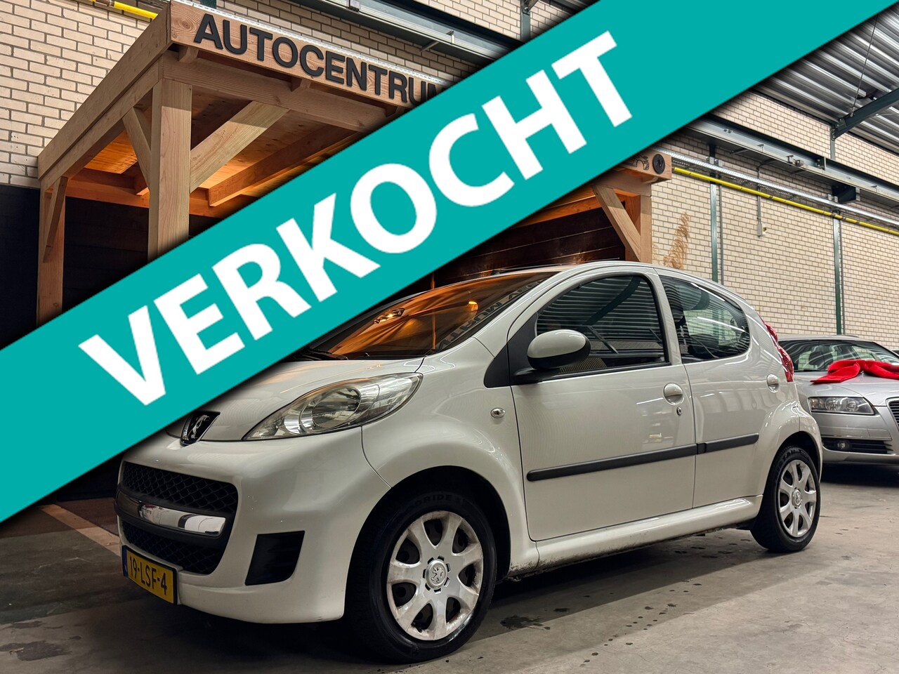 Peugeot 107 - 1.0-12V FACELIFT 5-DEURS AIRCO/EL.RAMEN/NL AUTO - AutoWereld.nl