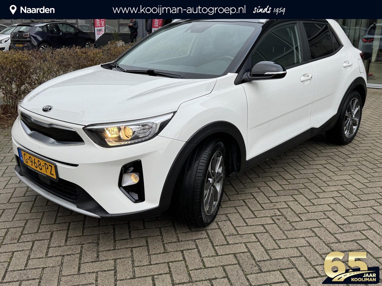 Kia Stonic - 1.0 T-GDi DynamicPlusLine | Keyless | Parkeersensoren | Full map navigatie | Achteruitrij - AutoWereld.nl