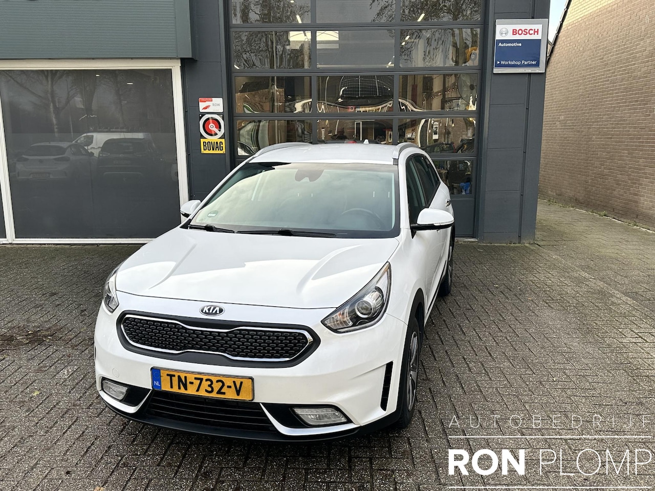 Kia Niro - 1.6 GDi Hybrid DynamicLine / Airco/ Navigatie/ Cruise/ Camera/ Apple Carplay/Android Auto/ - AutoWereld.nl