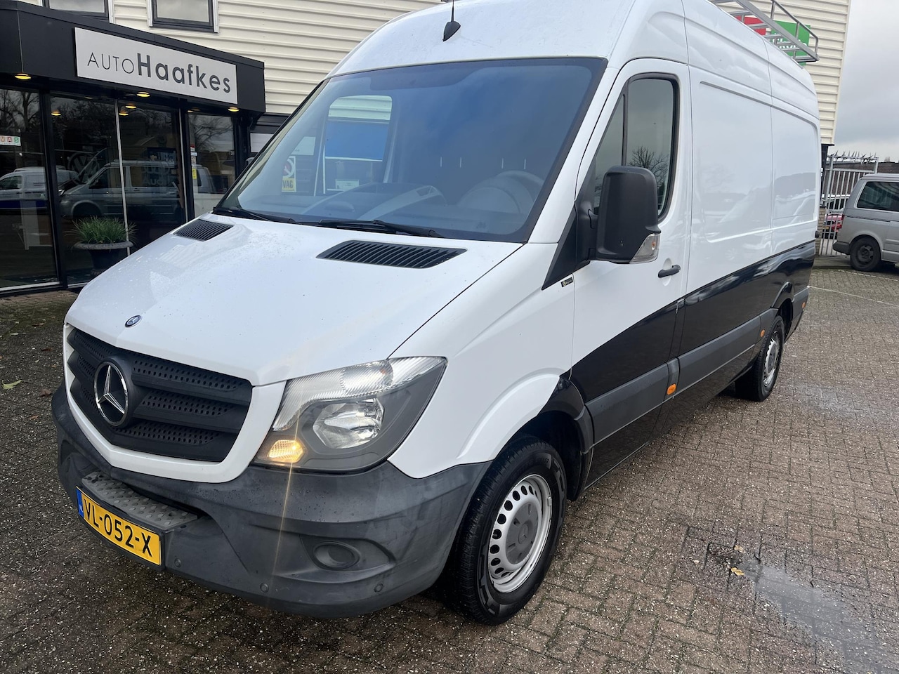 Mercedes-Benz Sprinter - 216 2.2 CDI 366 HD verhoogd, imperiaal met ladderrol, trekhaak, airco, 3 zit cabine, betim - AutoWereld.nl