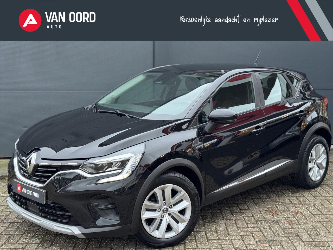 Renault Captur - 1.0 TCe / Camera / Carplay / PDC / 100 % Onderhoud Renault Captur 1.0 TCe / Camera / Carpl - AutoWereld.nl