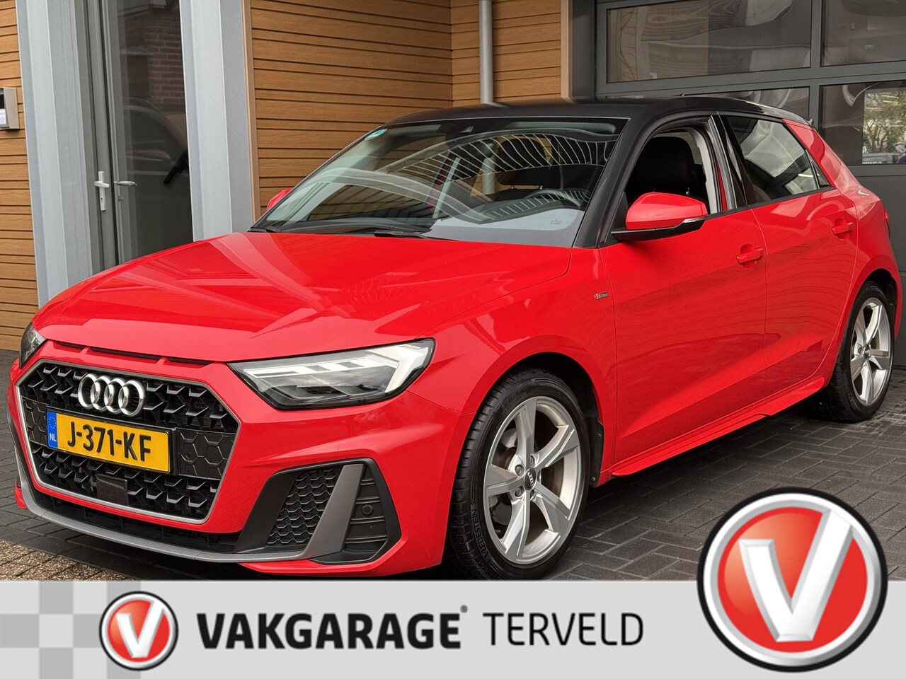 Audi A1 Sportback - 30 TFSI S Line 30 TFSI S Line,App con,Cruise,Pdc,Airco. - AutoWereld.nl